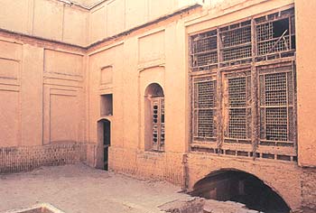 small courtyard of Mazar House